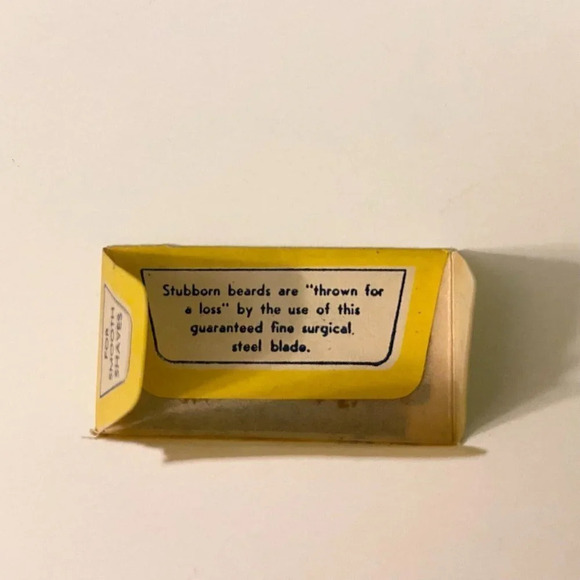 Vintage The Wolverine Blade Always a  Winner Razor Blades USA Lot of 2 Rusty - Picture 3 of 11